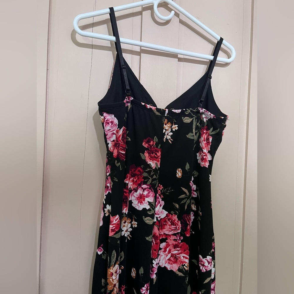 Floral Dress - Picture 5 of 6